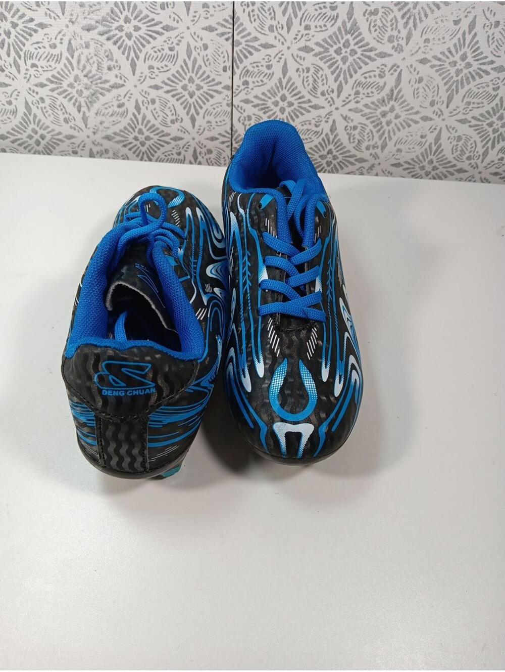 Boys Cleats Deng Chuan Brand Size 32 EU  1.5 US  Soccer CLEATS
